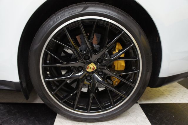 2018 Porsche Panamera Ceramic Brakes, Only 19k miles, Loaded! 20k serviced done!  - 23082589 - 23