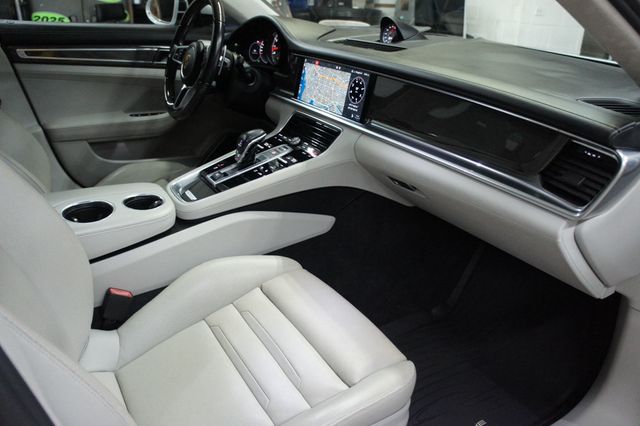 2018 Porsche Panamera Ceramic Brakes, Only 19k miles, Loaded! 20k serviced done!  - 23082589 - 3