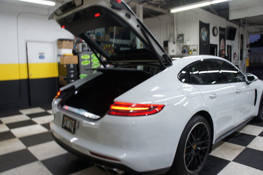2018 Porsche Panamera Ceramic Brakes, Only 19k miles, Loaded! 20k serviced done!  - 23082589 - 72