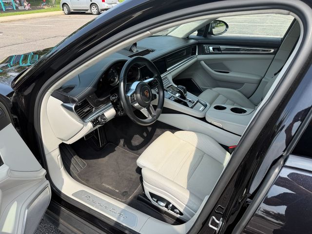 2018 Porsche Panamera CLEAN CARFAX, 1 OWNER, AWD, TURBO SPORT TURISMO, BURMESTER SOUND - 23054419 - 28