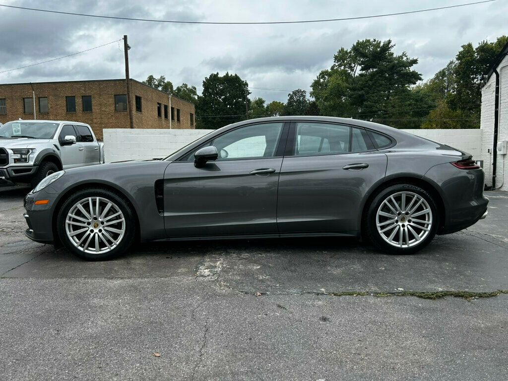 2018 Porsche Panamera Base 4 photo 2