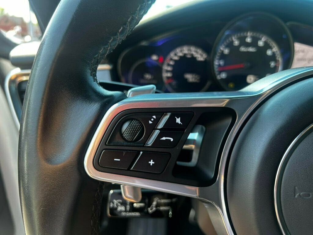 2018 Porsche Panamera Turbo photo 26