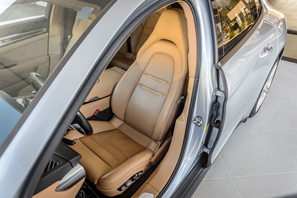 2018 Porsche Panamera PANAMERA - PREMIUM PKG - NAVIGATION - BLUETOOTH - BACKUP CAM - 22803121 - 37