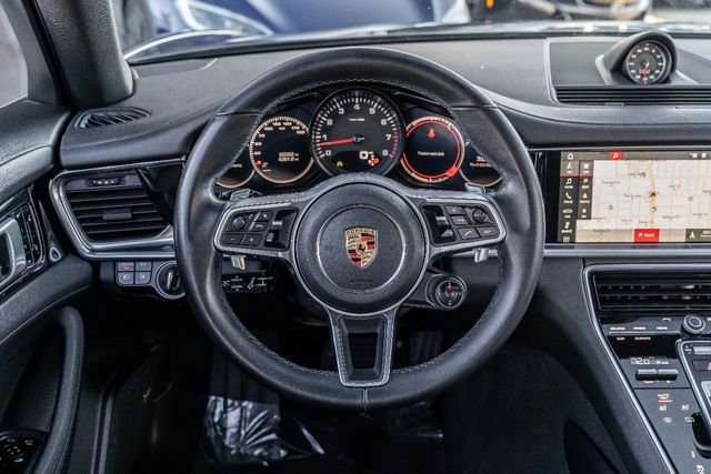 2018 Porsche Panamera PREMIUM PACKAGE PLUS - 22315731 - 24
