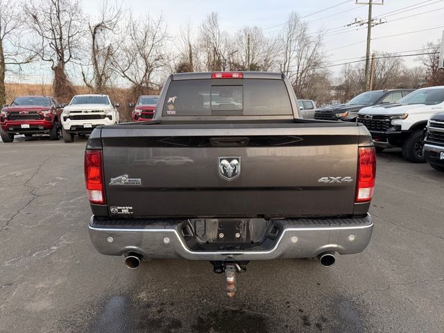 2018 Ram 1500 Big Horn 4x4 Crew Cab 5'7" Box - 22985706 - 10