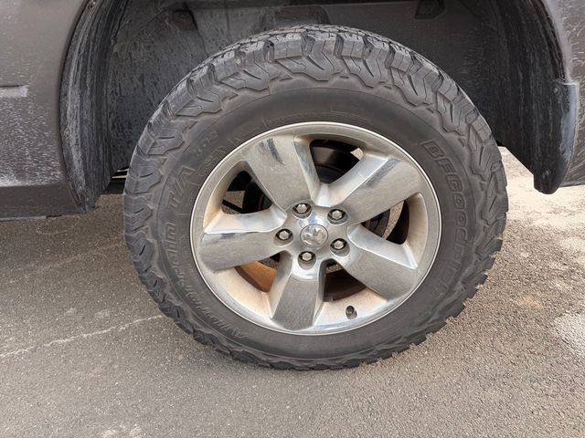 2018 Ram 1500 Big Horn 4x4 Crew Cab 5'7" Box - 22985706 - 11