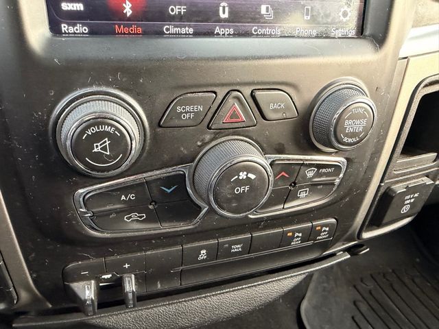 2018 Ram 1500 Big Horn 4x4 Crew Cab 5'7" Box - 22985706 - 31