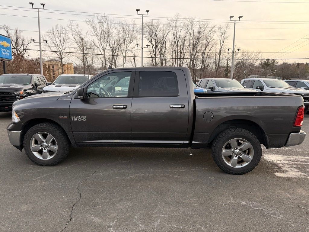 2018 Ram 1500 Big Horn 4x4 Crew Cab 5'7" Box - 22985706 - 8