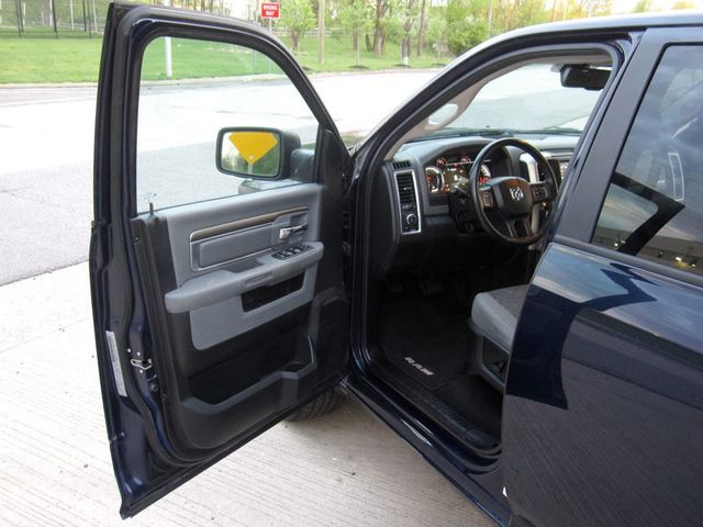 2018 Ram 1500 Big Horn 4x4 Crew Cab 5'7" Box - 23015084 - 15