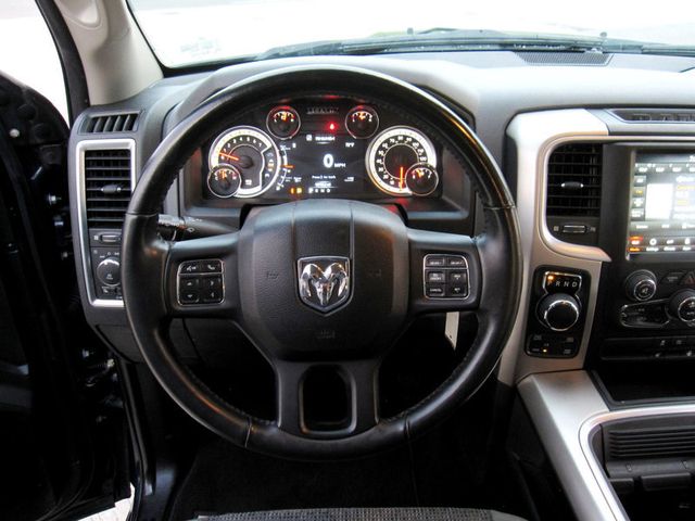 2018 Ram 1500 Big Horn 4x4 Crew Cab 5'7" Box - 23015084 - 19