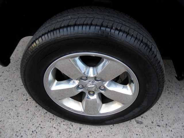 2018 Ram 1500 Big Horn 4x4 Crew Cab 5'7" Box - 23015084 - 35