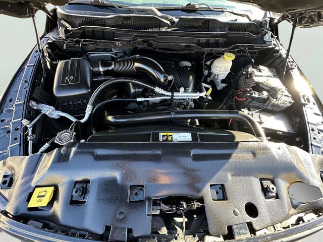 2018 Ram 1500 Big Horn 4x4 Crew Cab 5'7" Box - 22950704 - 31