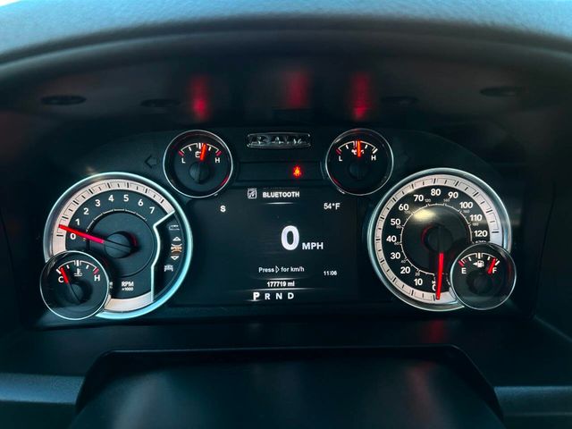 2018 Ram 1500 Big Horn 4x4 Crew Cab 5'7" Box - 22950704 - 52