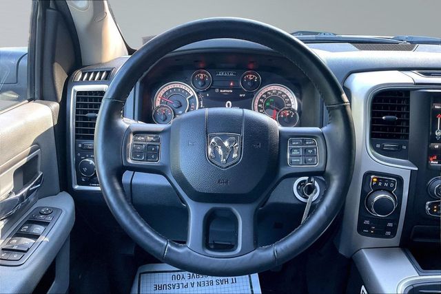 2018 Ram 1500 Big Horn 4x4 Crew Cab 5'7" Box - 23070854 - 19