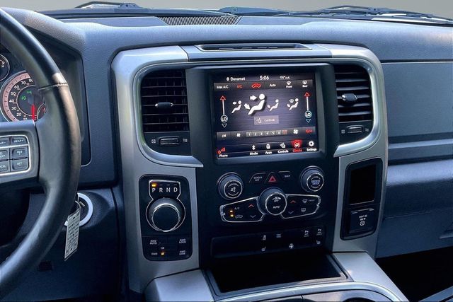 2018 Ram 1500 Big Horn 4x4 Crew Cab 5'7" Box - 23070854 - 23