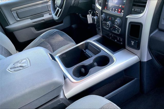 2018 Ram 1500 Big Horn 4x4 Crew Cab 5'7" Box - 23070854 - 28