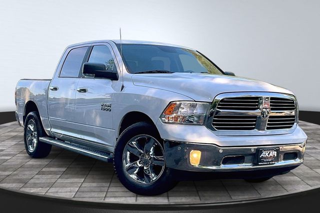 2018 Ram 1500 Big Horn 4x4 Crew Cab 5'7" Box - 23070854 - 2