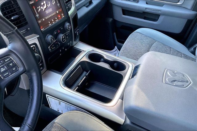 2018 Ram 1500 Big Horn 4x4 Crew Cab 5'7" Box - 23070854 - 30