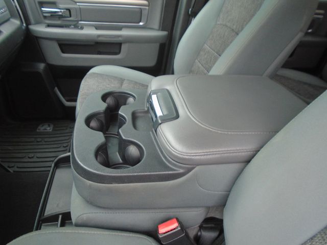 2018 Ram 1500 Big Horn 4x4 Crew Cab 5'7" Box - 22951449 - 13