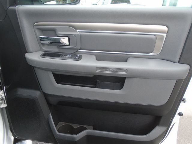 2018 Ram 1500 Big Horn 4x4 Crew Cab 5'7" Box - 22951449 - 28