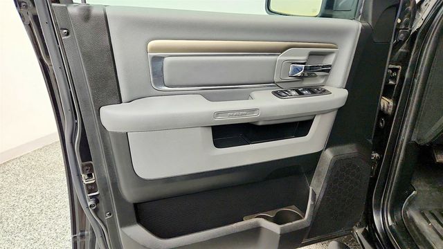 2018 Ram 1500 Big Horn 4x4 Crew Cab 5'7" Box - 23043129 - 10