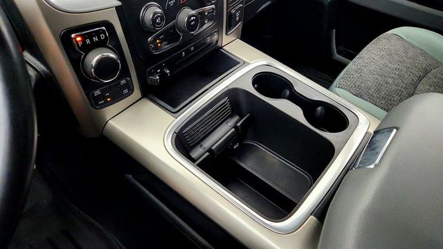 2018 Ram 1500 Big Horn 4x4 Crew Cab 5'7" Box - 23043129 - 17