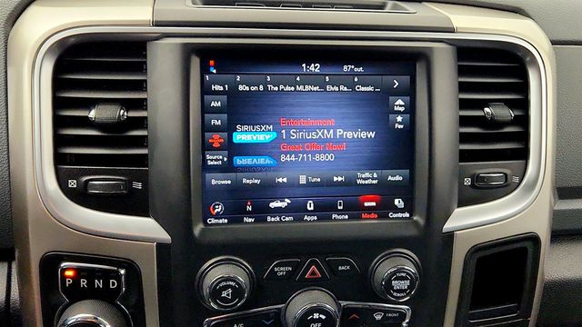 2018 Ram 1500 Big Horn 4x4 Crew Cab 5'7" Box - 23043129 - 19