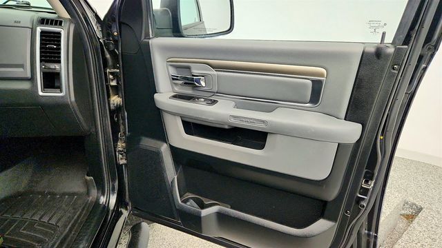 2018 Ram 1500 Big Horn 4x4 Crew Cab 5'7" Box - 23043129 - 24