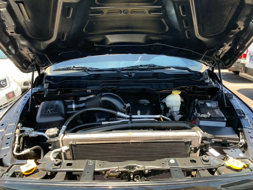 2018 Ram 1500 Big Horn 4x4 Crew Cab 5'7" Box HEMI V8 - 23033482 - 58