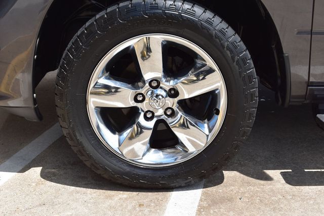 2018 Ram 1500 Express 4x2 Quad Cab 6'4" Box - 22885254 - 10