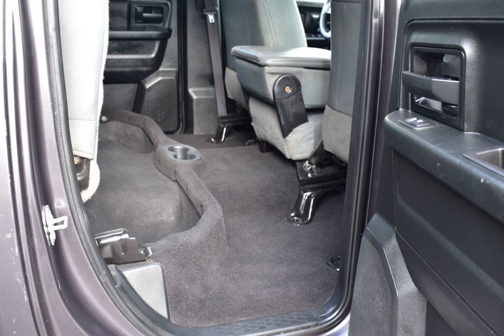 2018 Ram 1500 Express 4x2 Quad Cab 6'4" Box - 22885254 - 23