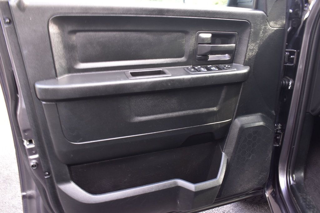 2018 Ram 1500 Express photo 40