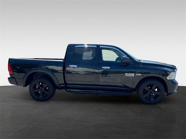 2018 Ram 1500 Express photo 5