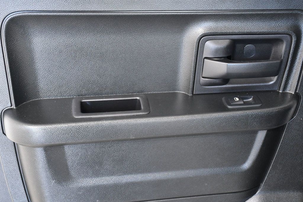 2018 Ram 1500 Express 4x4 Quad Cab 6'4" Box - 22978521 - 10