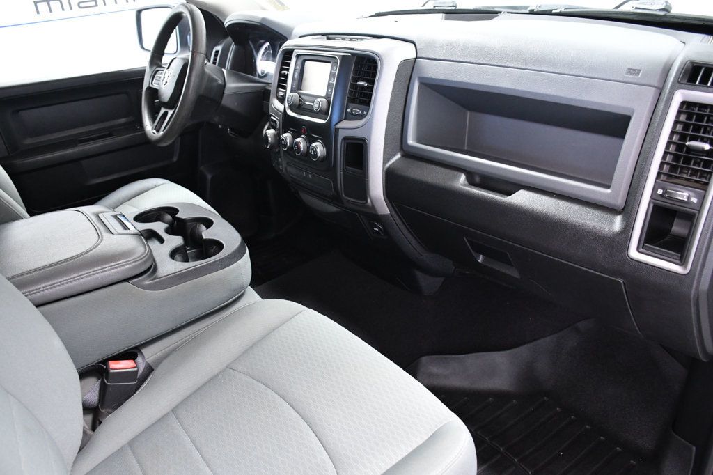 2018 Ram 1500 Express 4x4 Quad Cab 6'4" Box - 22978521 - 16