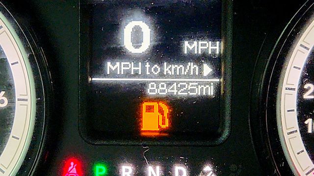 2018 Ram 1500 Express 4x4 Quad Cab 6'4" Box - 23019536 - 14