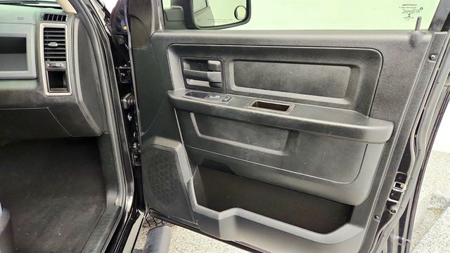 2018 Ram 1500 Express 4x4 Quad Cab 6'4" Box - 23019536 - 23