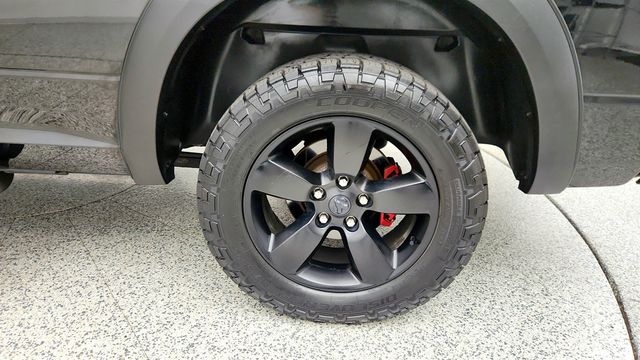 2018 Ram 1500 Express 4x4 Quad Cab 6'4" Box - 23019536 - 8