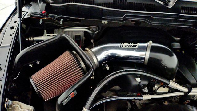 2018 Ram 1500 Express 4x4 Quad Cab 6'4'' Box w/ Black Express Group & V8 HEMI - 23019536 - 25