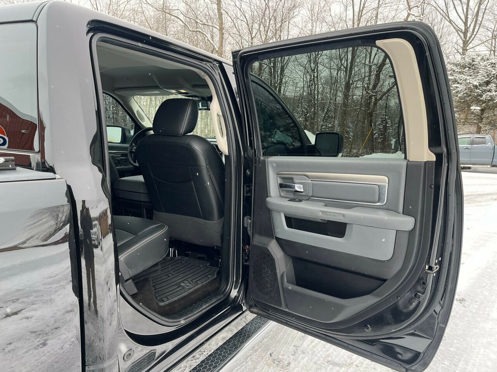 2018 Ram 1500 HEATED  LEATHER & MUCH MORE - 22280120 - 39