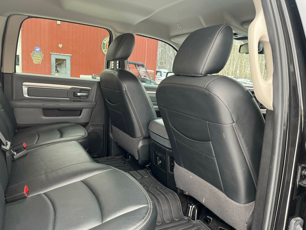 2018 Ram 1500 HEATED  LEATHER & MUCH MORE - 22280120 - 43