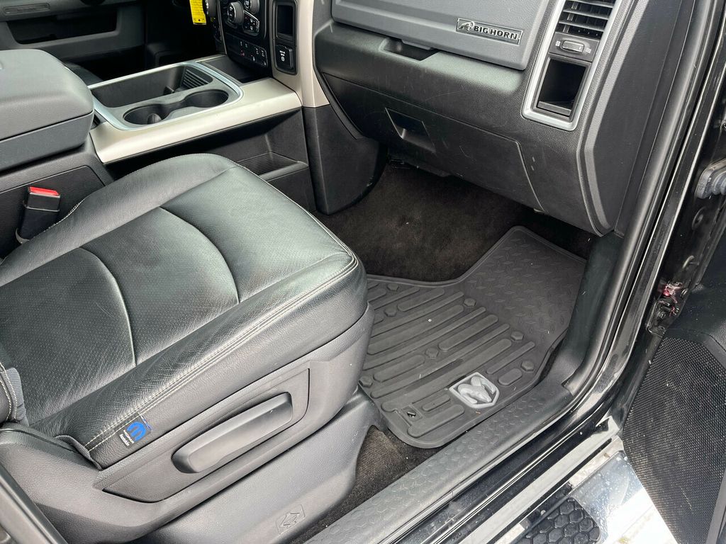2018 Ram 1500 HEATED  LEATHER & MUCH MORE - 22280120 - 48