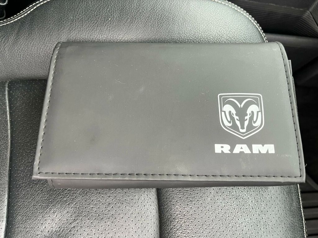 2018 Ram 1500 HEATED  LEATHER & MUCH MORE - 22280120 - 54