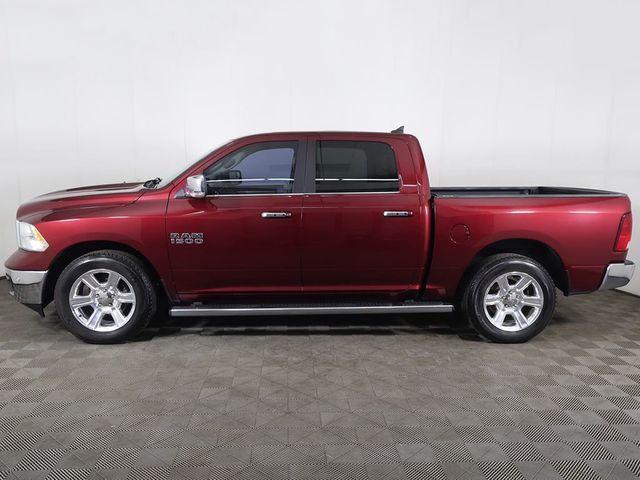 2018 Ram 1500 Lone Star Silver 4x2 Crew Cab 5'7" Box - 23075894 - 13