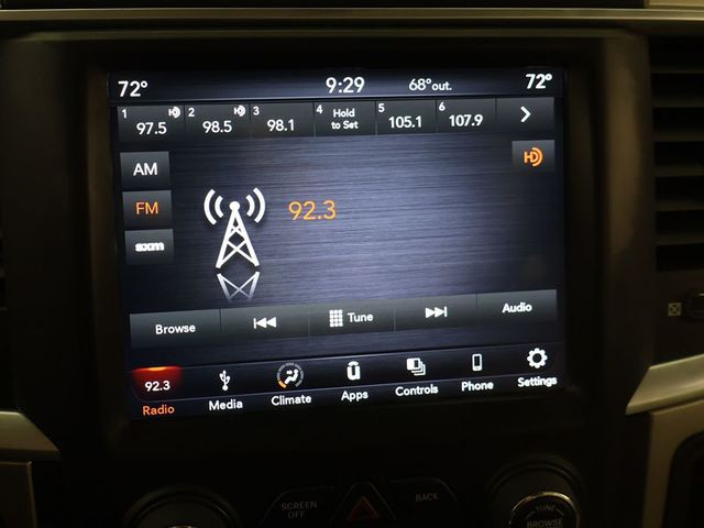2018 Ram 1500 Lone Star Silver 4x2 Crew Cab 5'7" Box - 23075894 - 38