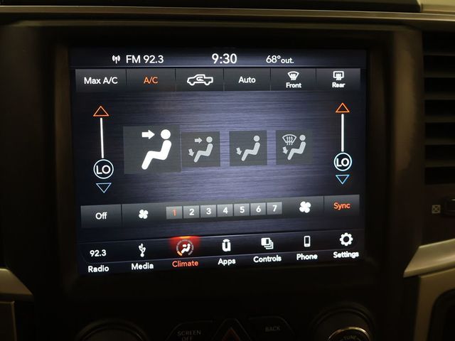 2018 Ram 1500 Lone Star Silver 4x2 Crew Cab 5'7" Box - 23075894 - 39