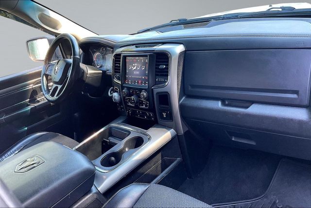 2018 Ram 1500 Night 4x4 Crew Cab 5'7" Box - 23060231 - 12