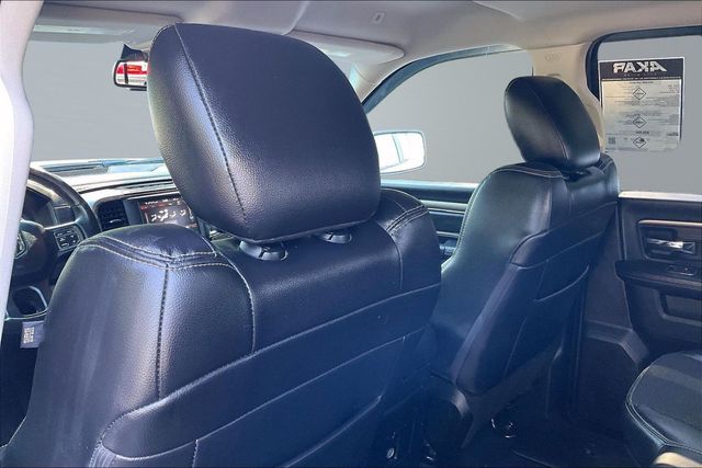 2018 Ram 1500 Night 4x4 Crew Cab 5'7" Box - 23060231 - 17
