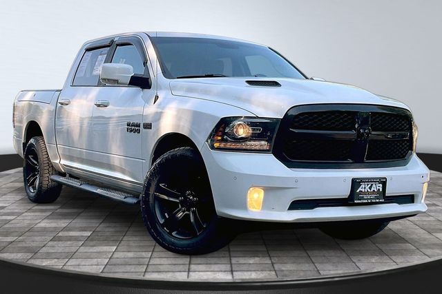 2018 Ram 1500 Night 4x4 Crew Cab 5'7" Box - 23060231 - 2