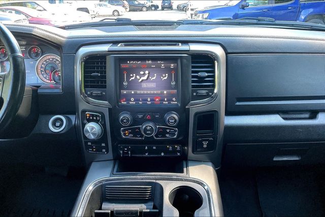 2018 Ram 1500 Night 4x4 Crew Cab 5'7" Box - 23060231 - 29